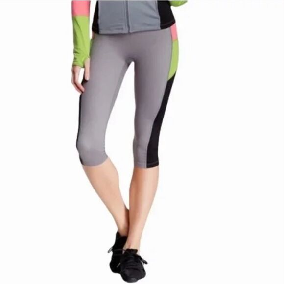 Spanx Gray Colorblock Compression Knee Pant Leggings - Picture 3 of 11